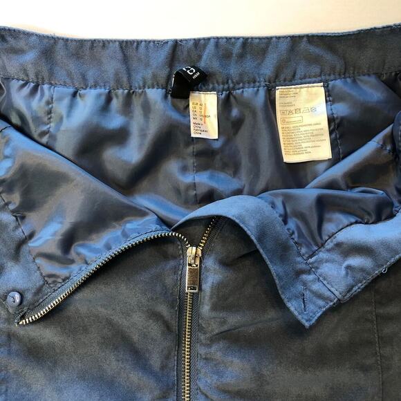 H&M Divided Blue Faux Suede Mini Skirt w/ Front Zipper - Women’s 12 - Picture 2 of 6